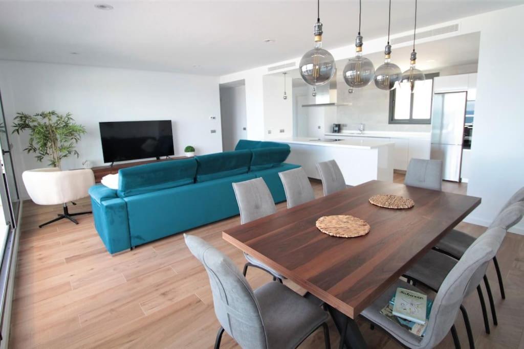 Luxurious Penthouse With Huge Panoramic Terrace Lägenhet San Roque  Exteriör bild
