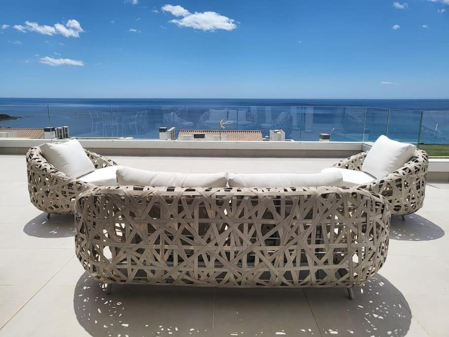 Luxurious Penthouse With Huge Panoramic Terrace Lägenhet San Roque  Exteriör bild