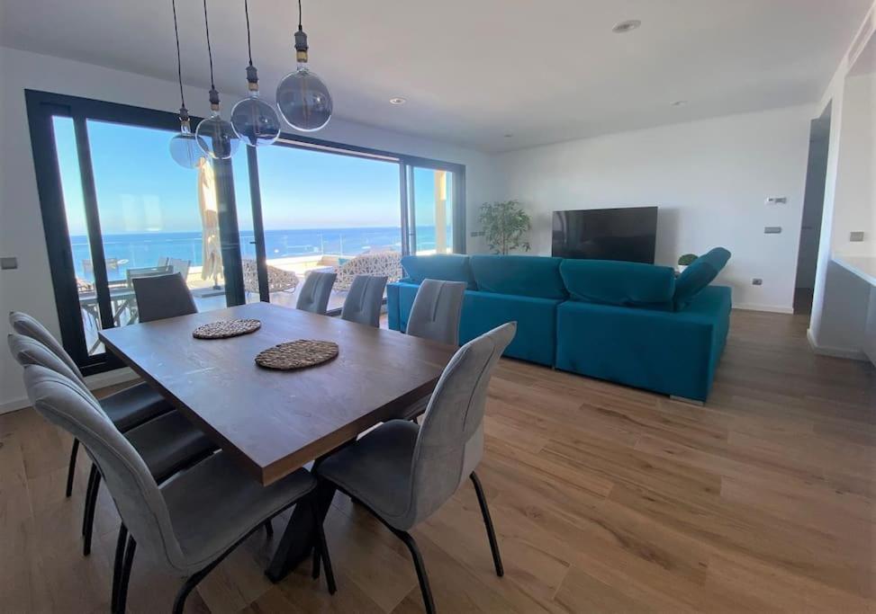 Luxurious Penthouse With Huge Panoramic Terrace Lägenhet San Roque  Exteriör bild